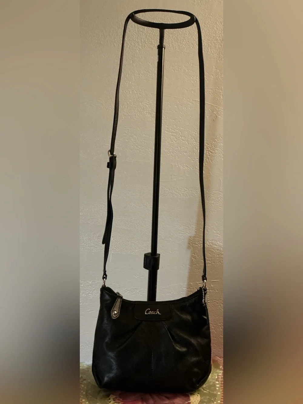 Coach Ashley Vintage Black Crossbody w/Purple Satin Exterior - EUC - Picture 8 of 8
